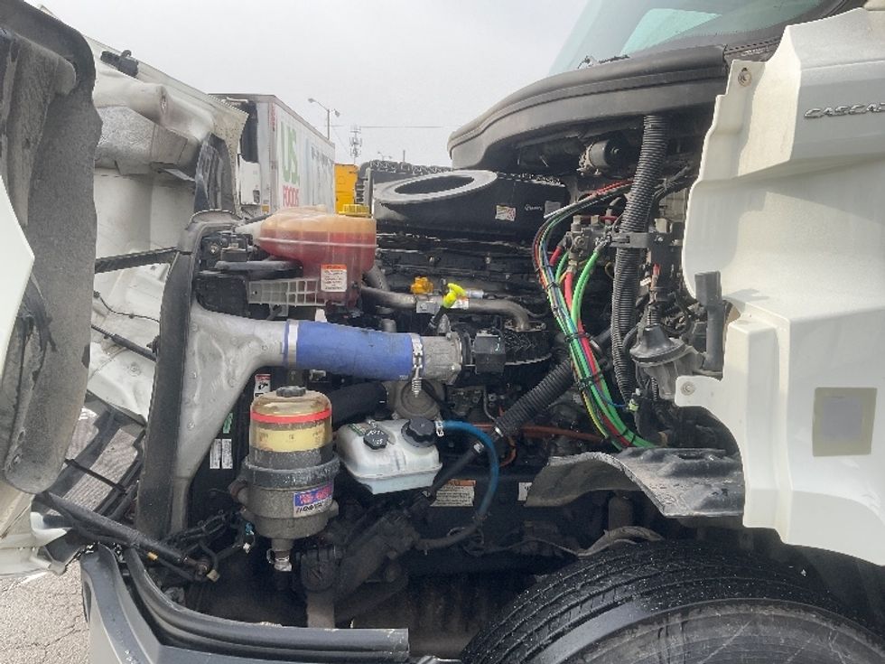 Day Cab Tractor-Heavy Duty Tractors-Freightliner-2020-T11664ST-Fort Wayne-IN-287,625\n\t\tmiles-$ 52,000 - Image 16