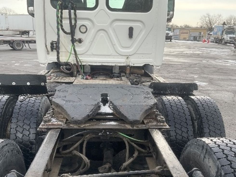 Day Cab Tractor-Heavy Duty Tractors-Freightliner-2020-T11664ST-Fort Wayne-IN-287,625\n\t\tmiles-$ 52,000 - Image 6