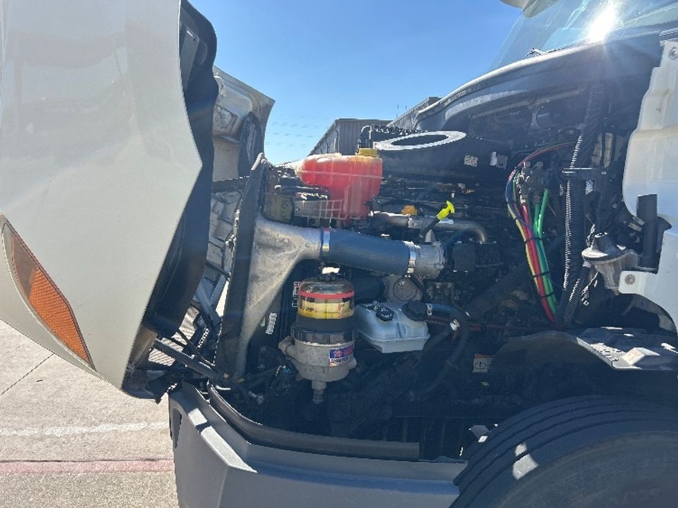 Day Cab Tractor-Heavy Duty Tractors-Freightliner-2020-T11664ST-Fort Worth-TX-254,702\n\t\tmiles-$ 58,000 - Image 16