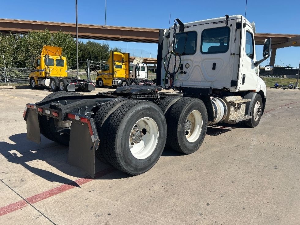 Day Cab Tractor-Heavy Duty Tractors-Freightliner-2020-T11664ST-Fort Worth-TX-254,702\n\t\tmiles-$ 58,000 - Image 7