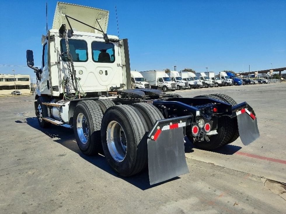 Day Cab Tractor-Heavy Duty Tractors-Freightliner-2020-T11664ST-Fort Worth-TX-527,919\n\t\tmiles-$ 41,750 - Image 5