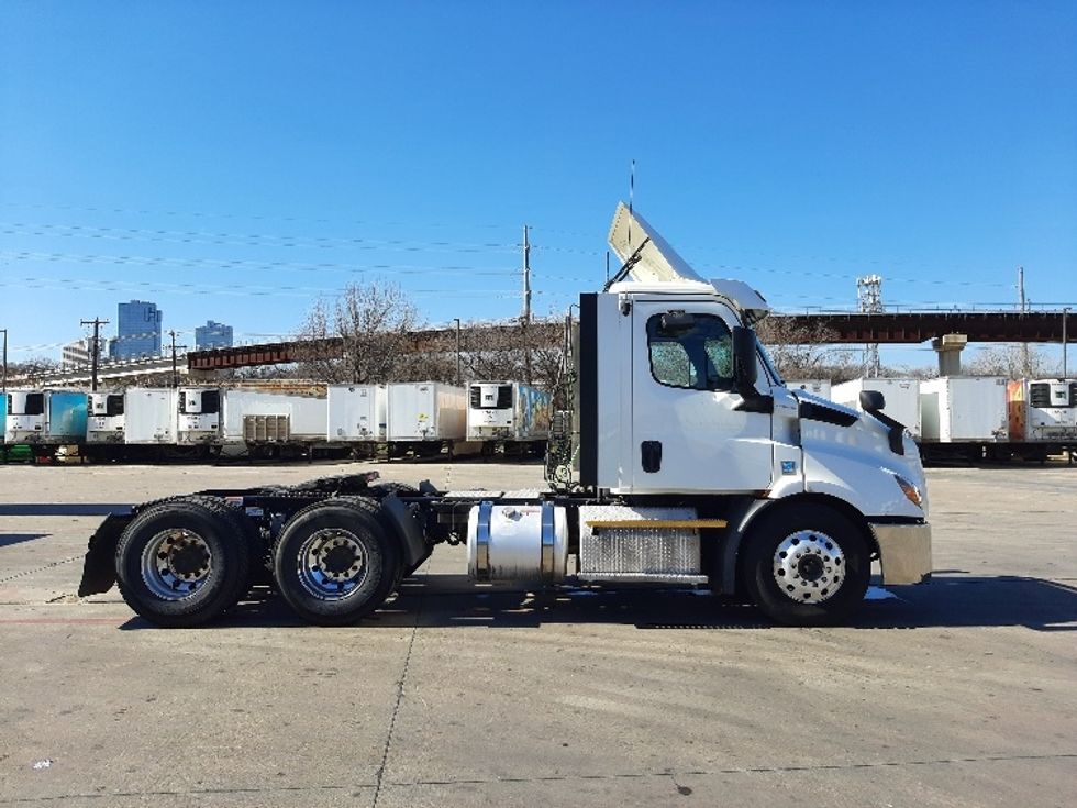 Day Cab Tractor-Heavy Duty Tractors-Freightliner-2020-T11664ST-Fort Worth-TX-527,919\n\t\tmiles-$ 41,750 - Image 8