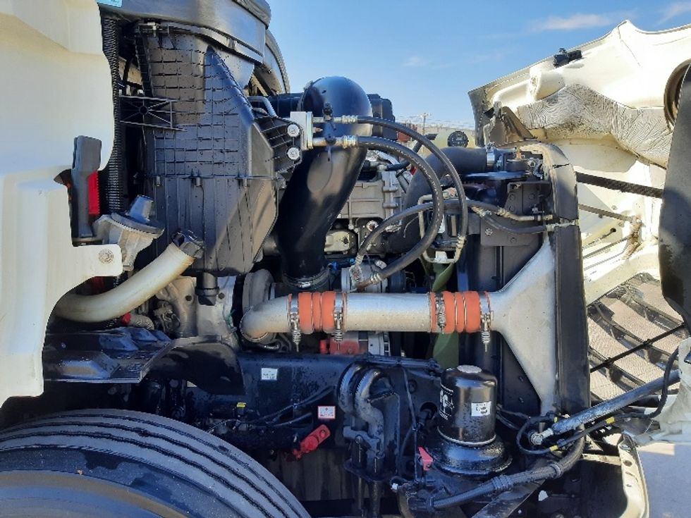 Day Cab Tractor-Heavy Duty Tractors-Freightliner-2020-T11664ST-Fort Worth-TX-640,632\n\t\tmiles-$ 29,250 - Image 15