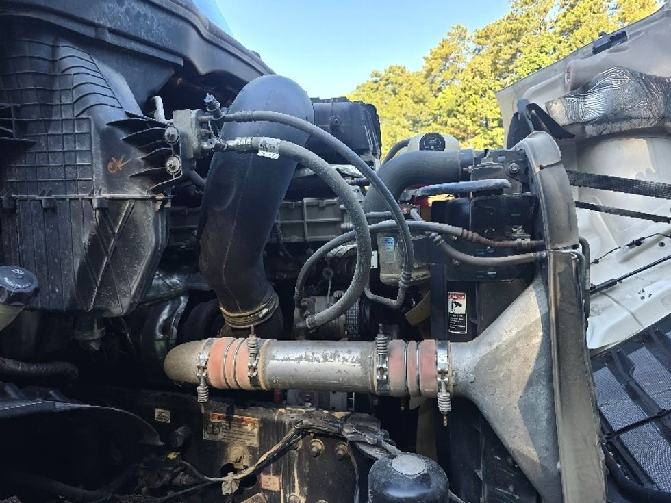 Day Cab Tractor-Heavy Duty Tractors-Freightliner-2020-T11664ST-Gainesville-GA-407,883\n\t\tmiles-$ 53,250 - Image 15