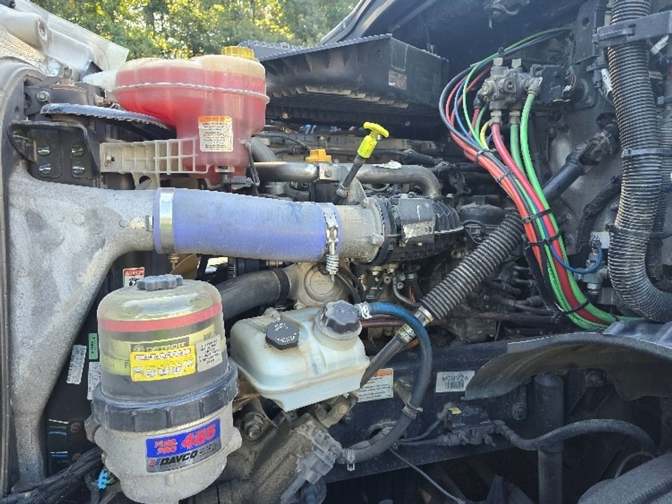 Day Cab Tractor-Heavy Duty Tractors-Freightliner-2020-T11664ST-Gainesville-GA-407,883\n\t\tmiles-$ 53,250 - Image 16