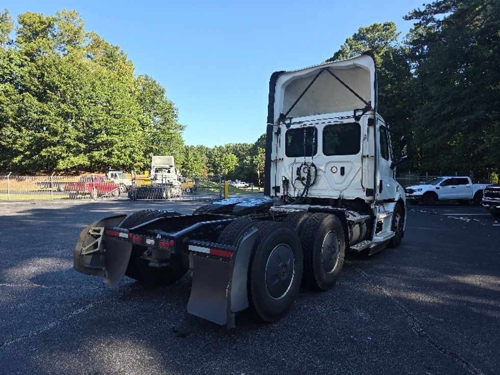 Day Cab Tractor-Heavy Duty Tractors-Freightliner-2020-T11664ST-Gainesville-GA-407,883\n\t\tmiles-$ 53,250 - Image 7