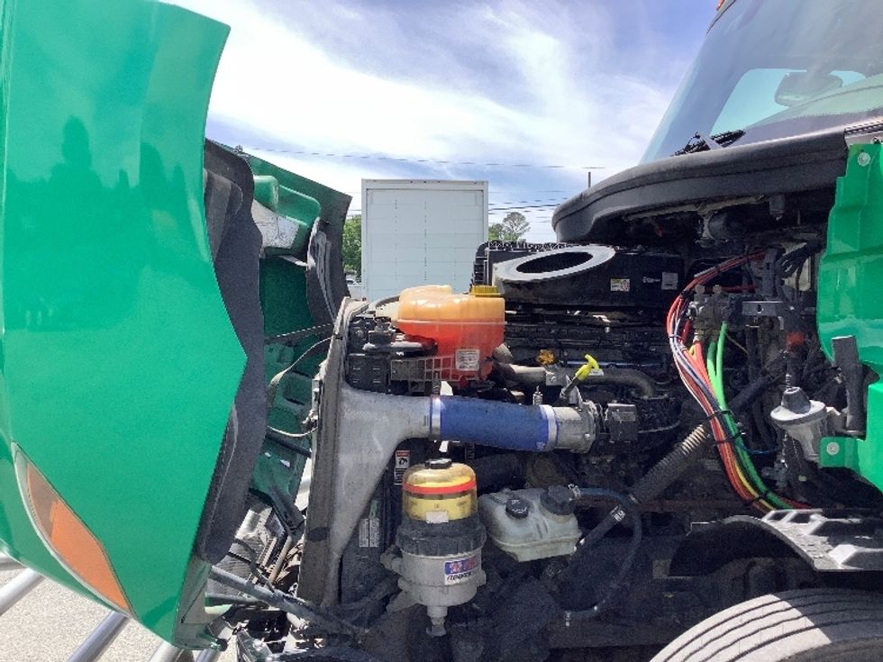 Day Cab Tractor-Heavy Duty Tractors-Freightliner-2020-T11664ST-Goldsboro-NC-63,930\n\t\tmiles-$ 68,000 - Image 16