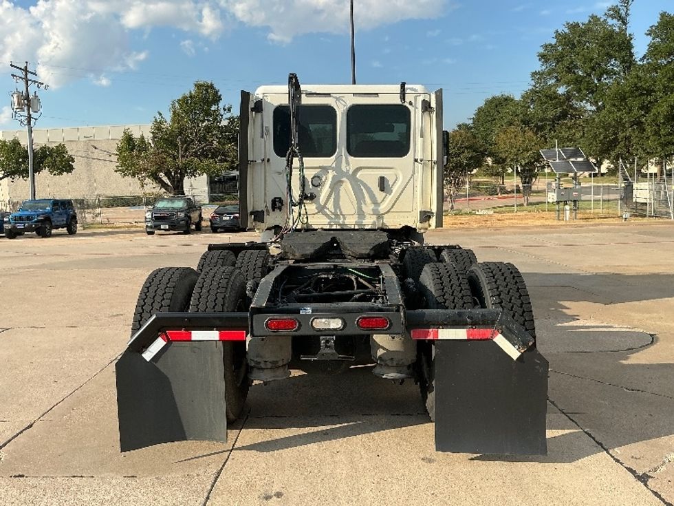Day Cab Tractor-Heavy Duty Tractors-Freightliner-2020-T11664ST-Grand Prairie-TX-200,139\n\t\tmiles-$ 61,250 - Image 6