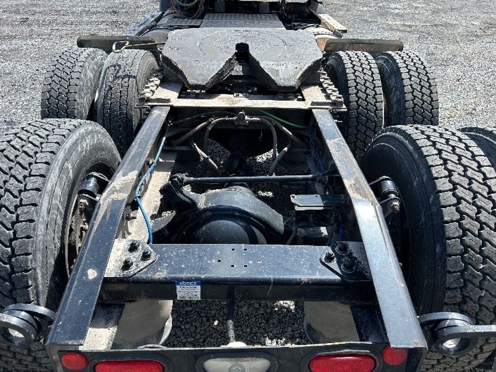 Day Cab Tractor-Heavy Duty Tractors-Freightliner-2020-T11664ST-Harrisburg-PA-508,460\n\t\tmiles-$ 40,750 - Image 6