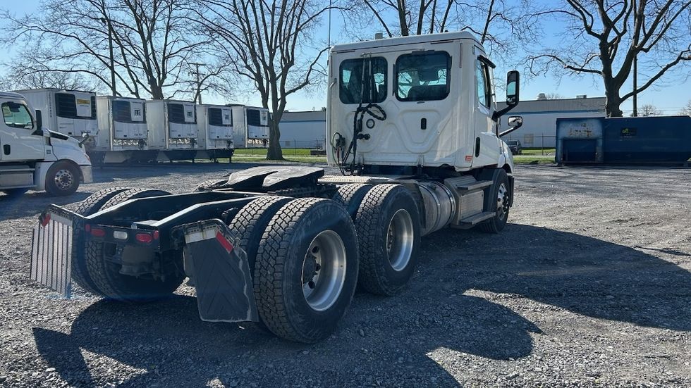 Day Cab Tractor-Heavy Duty Tractors-Freightliner-2020-T11664ST-Harrisburg-PA-508,460\n\t\tmiles-$ 40,750 - Image 7