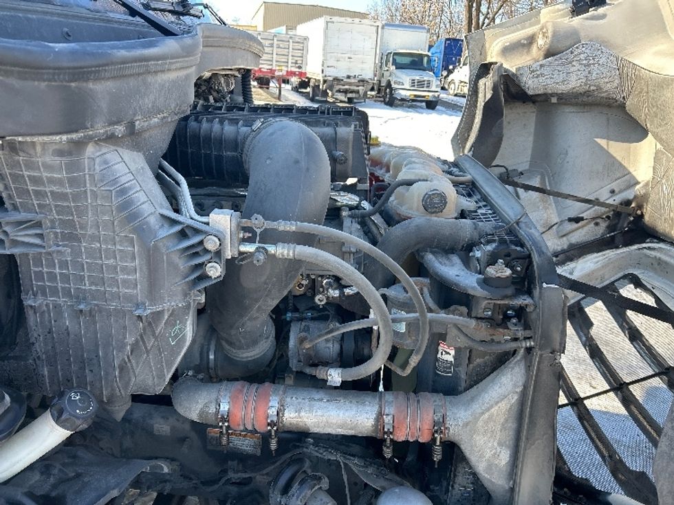 Day Cab Tractor-Heavy Duty Tractors-Freightliner-2020-T11664ST-Harrisburg-PA-515,023\n\t\tmiles-$ 40,250 - Image 15