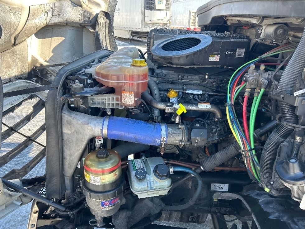 Day Cab Tractor-Heavy Duty Tractors-Freightliner-2020-T11664ST-Harrisburg-PA-515,023\n\t\tmiles-$ 40,250 - Image 16