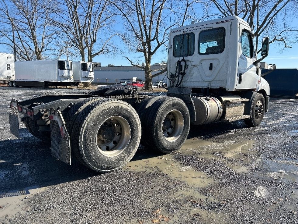 Day Cab Tractor-Heavy Duty Tractors-Freightliner-2020-T11664ST-Harrisburg-PA-540,173\n\t\tmiles-$ 41,500 - Image 7