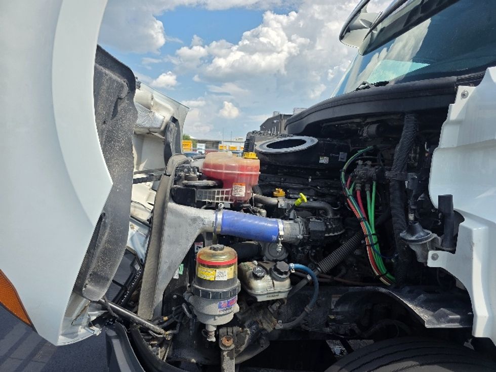 Day Cab Tractor-Heavy Duty Tractors-Freightliner-2020-T11664ST-Indianapolis-IN-171,025\n\t\tmiles-$ 59,750 - Image 16