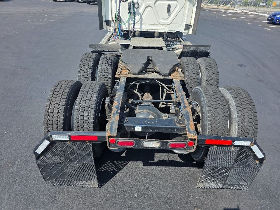Day Cab Tractor-Heavy Duty Tractors-Freightliner-2020-T11664ST-Indianapolis-IN-171,025\n\t\tmiles-$ 59,750 - Image 6