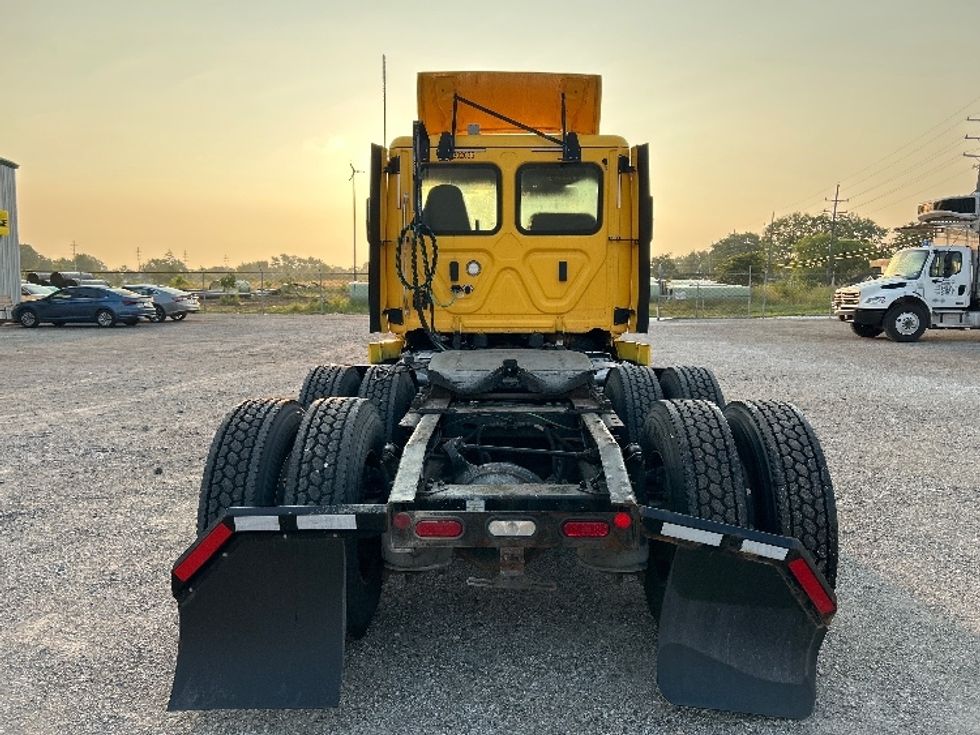 Day Cab Tractor-Heavy Duty Tractors-Freightliner-2020-T11664ST-Indianapolis-IN-571,588\n\t\tmiles-$ 31,000 - Image 6
