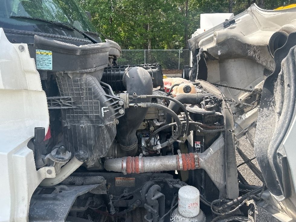 Day Cab Tractor-Heavy Duty Tractors-Freightliner-2020-T11664ST-Jacksonville-FL-488,995\n\t\tmiles-$ 45,000 - Image 15