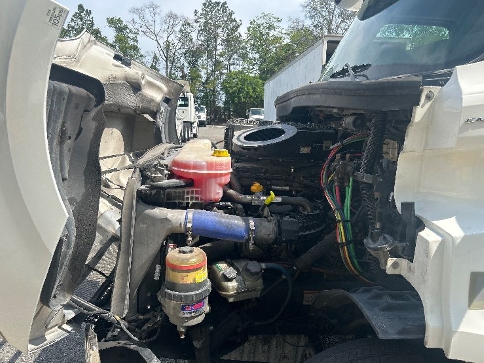 Day Cab Tractor-Heavy Duty Tractors-Freightliner-2020-T11664ST-Jacksonville-FL-488,995\n\t\tmiles-$ 45,000 - Image 16