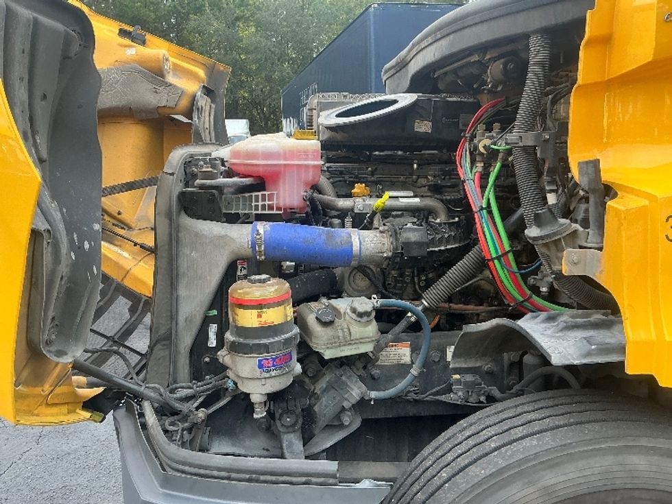 Day Cab Tractor-Heavy Duty Tractors-Freightliner-2020-T11664ST-Jacksonville-FL-616,137\n\t\tmiles-$ 28,750 - Image 16