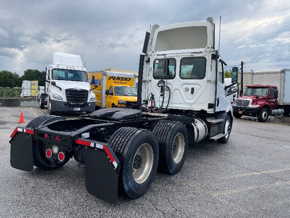 Day Cab Tractor-Heavy Duty Tractors-Freightliner-2020-T11664ST-Kansas City-MO-351,491\n\t\tmiles-$ 39,000 - Image 7