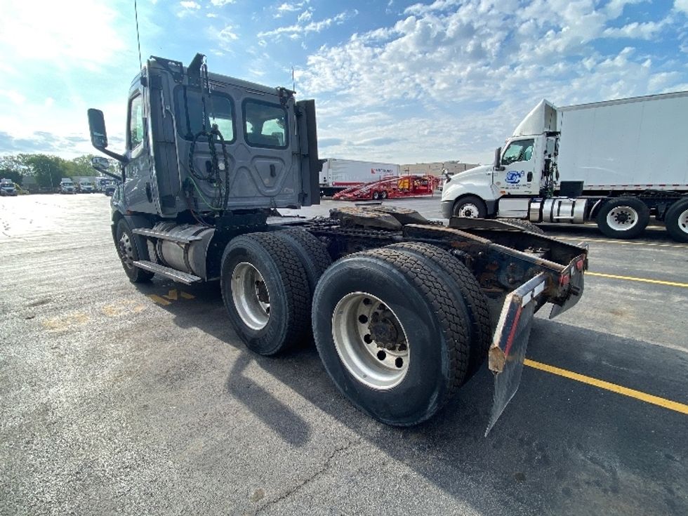 Day Cab Tractor-Heavy Duty Tractors-Freightliner-2020-T11664ST-La Porte-IN-314,065\n\t\tmiles-$ 42,250 - Image 5