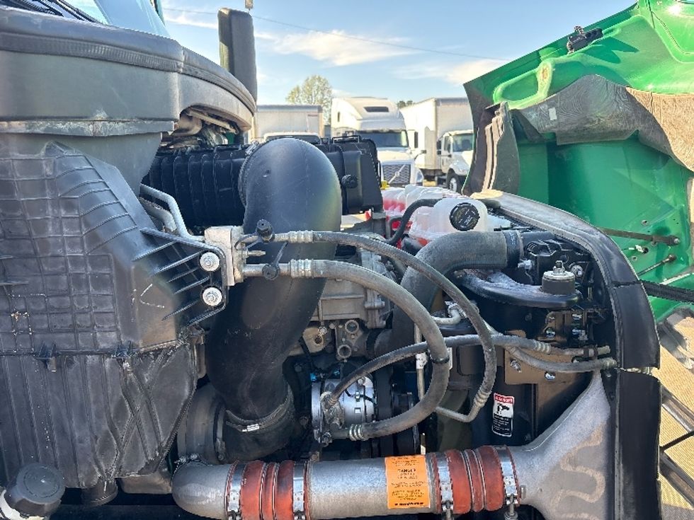 Day Cab Tractor-Heavy Duty Tractors-Freightliner-2020-T11664ST-Mebane-NC-500,448\n\t\tmiles-$ 41,250 - Image 15