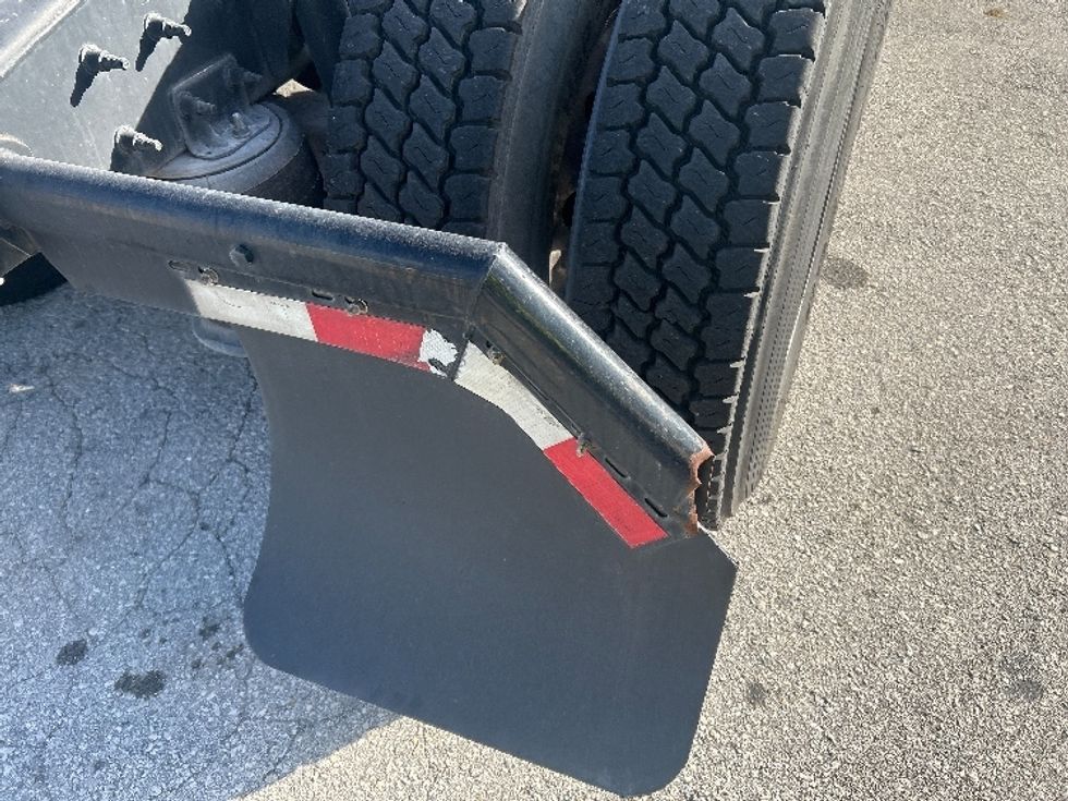 Day Cab Tractor-Heavy Duty Tractors-Freightliner-2020-T11664ST-Medley-FL-252,846\n\t\tmiles-$ 58,500 - Image 20