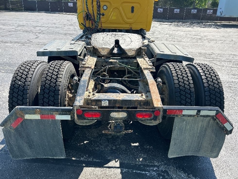 Day Cab Tractor-Heavy Duty Tractors-Freightliner-2020-T11664ST-Middlefield-OH-106,630\n\t\tmiles-$ 60,000 - Image 6