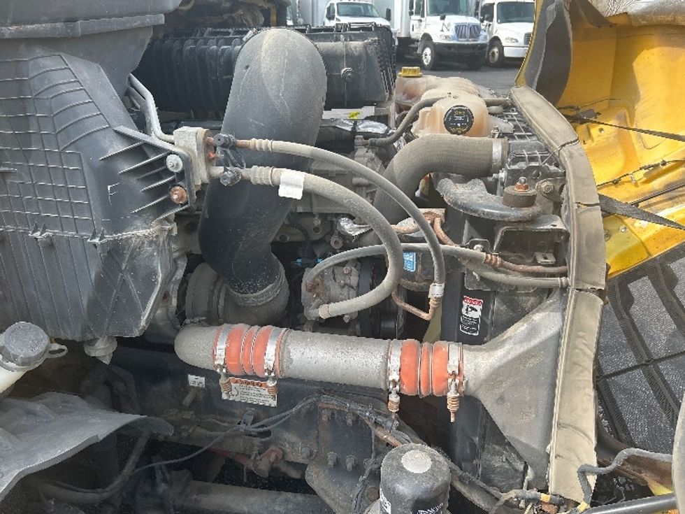 Day Cab Tractor-Heavy Duty Tractors-Freightliner-2020-T11664ST-Middlefield-OH-406,122\n\t\tmiles-$ 44,500 - Image 15