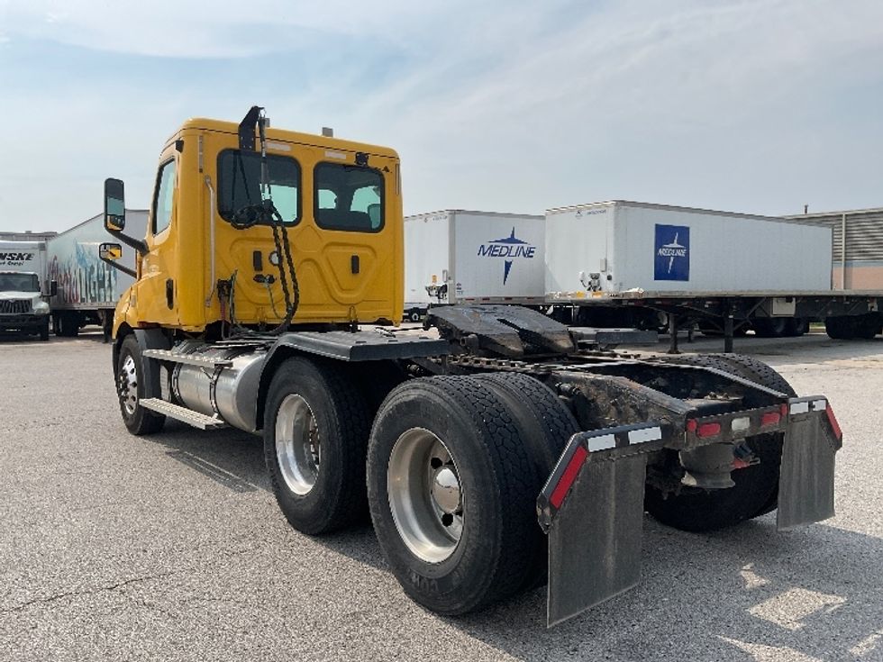 Day Cab Tractor-Heavy Duty Tractors-Freightliner-2020-T11664ST-Moberly-MO-477,350\n\t\tmiles-$ 38,500 - Image 5