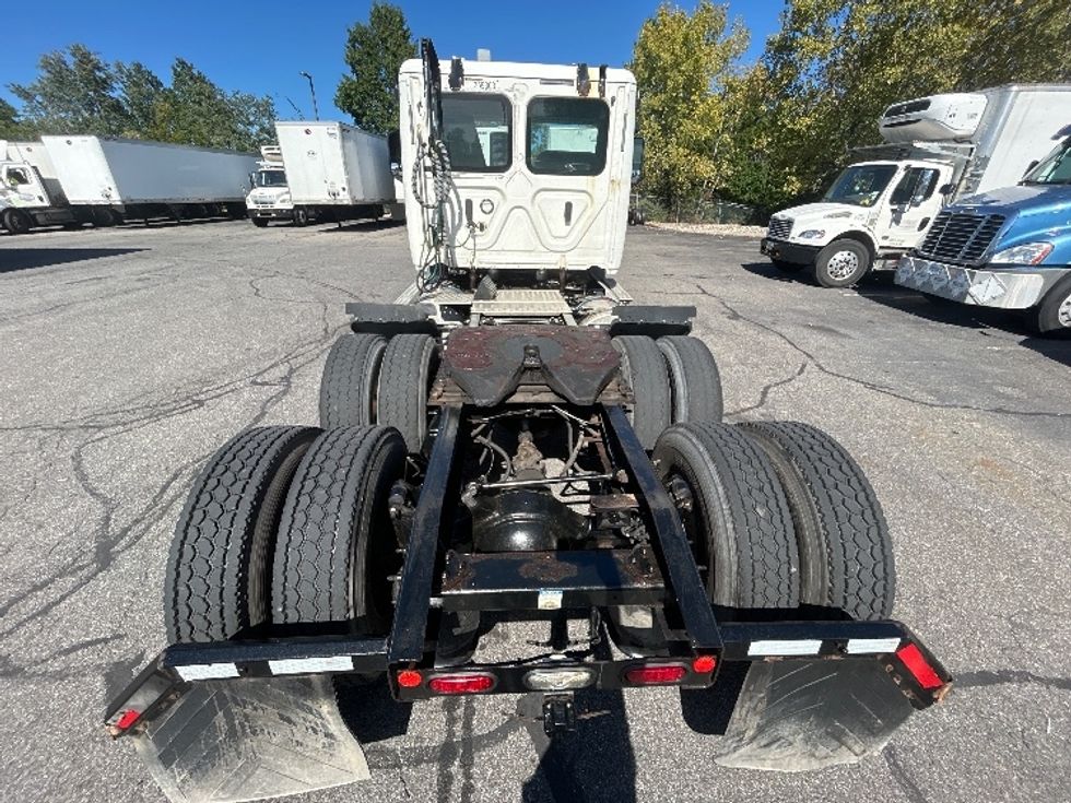 Day Cab Tractor-Heavy Duty Tractors-Freightliner-2020-T11664ST-Montgomery-NY-331,915\n\t\tmiles-$ 49,250 - Image 6