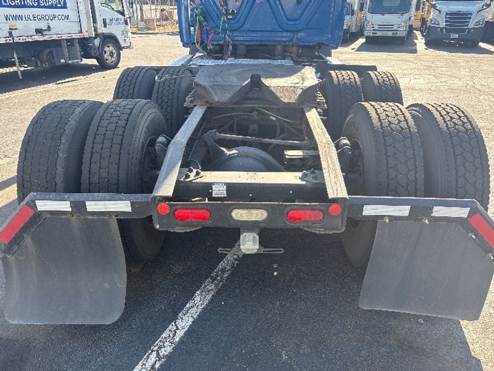 Day Cab Tractor-Heavy Duty Tractors-Freightliner-2020-T11664ST-North Bergen-NJ-151,925\n\t\tmiles-$ 61,000 - Image 6