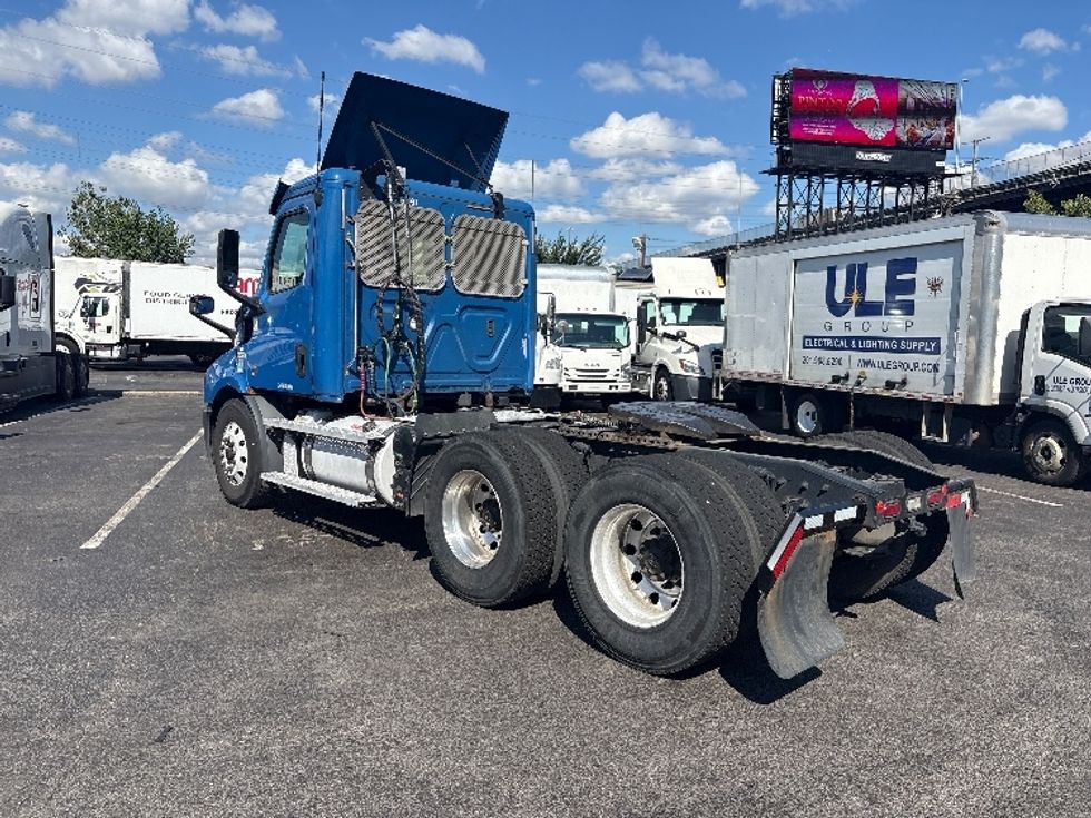 Day Cab Tractor-Heavy Duty Tractors-Freightliner-2020-T11664ST-North Bergen-NJ-263,091\n\t\tmiles-$ 54,750 - Image 5