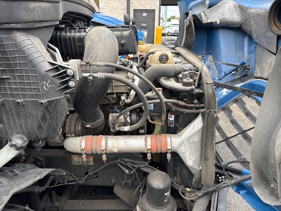 Day Cab Tractor-Heavy Duty Tractors-Freightliner-2020-T11664ST-North Bergen-NJ-292,101\n\t\tmiles-$ 49,000 - Image 15