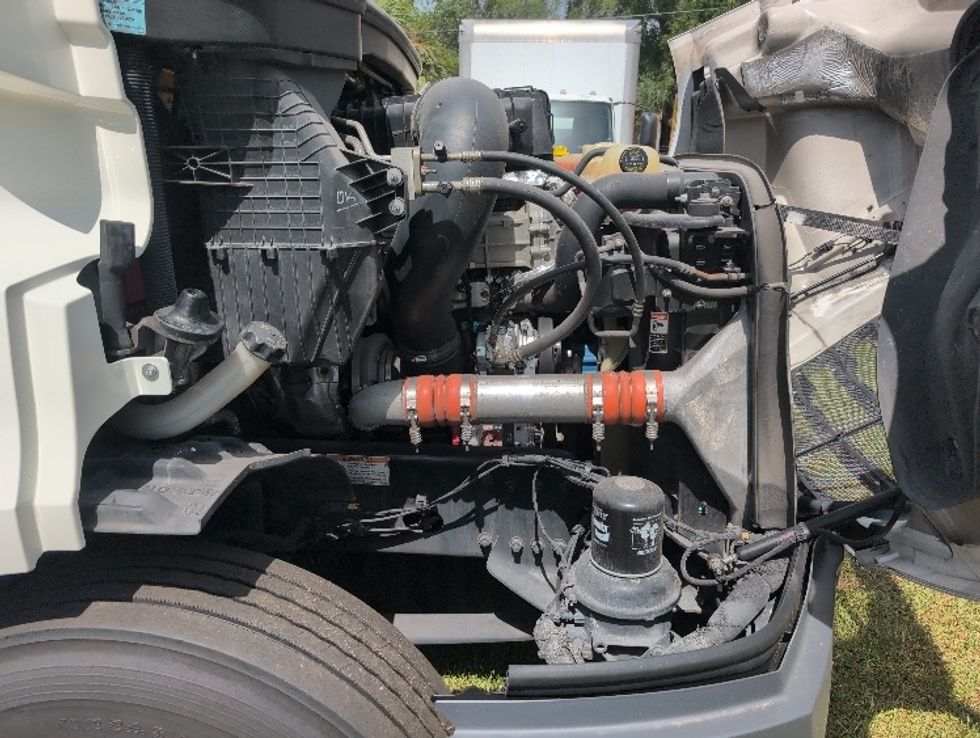 Day Cab Tractor-Heavy Duty Tractors-Freightliner-2020-T11664ST-Ocala-FL-397,427\n\t\tmiles-$ 51,750 - Image 15