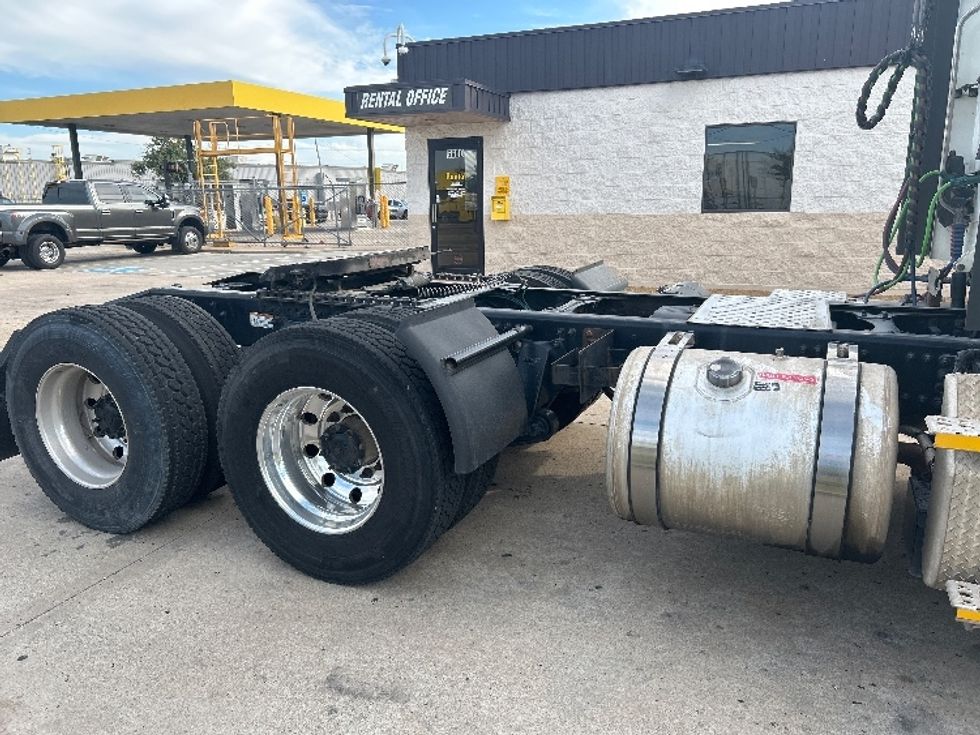 Day Cab Tractor-Heavy Duty Tractors-Freightliner-2020-T11664ST-Oklahoma City-OK-433,981\n\t\tmiles-$ 50,500 - Image 17
