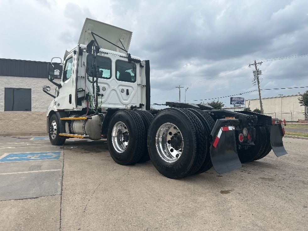 Day Cab Tractor-Heavy Duty Tractors-Freightliner-2020-T11664ST-Oklahoma City-OK-433,981\n\t\tmiles-$ 50,500 - Image 5