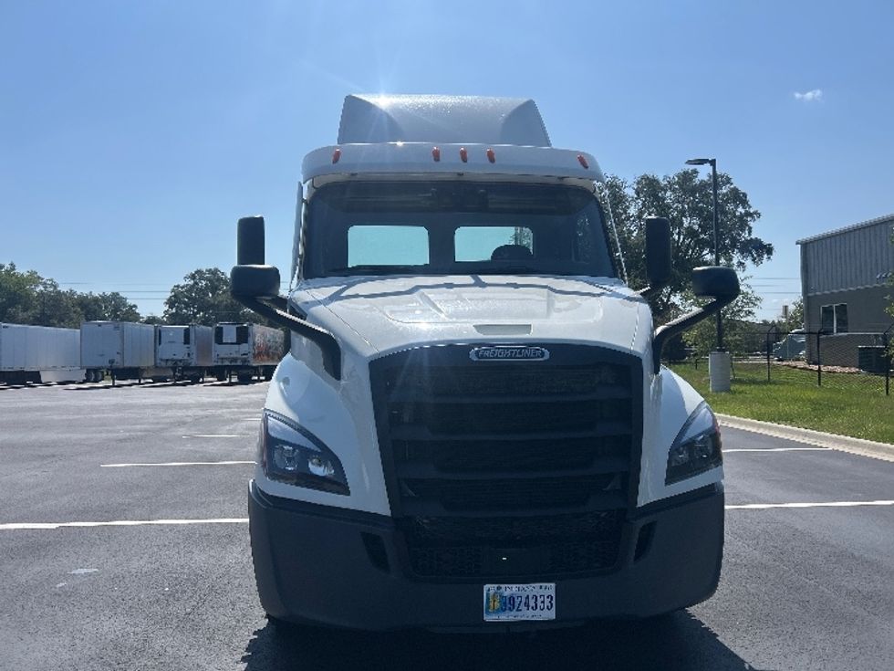 Day Cab Tractor-Heavy Duty Tractors-Freightliner-2020-T11664ST-Pensacola-FL-459,949\n\t\tmiles-$ 45,000 - Image 2