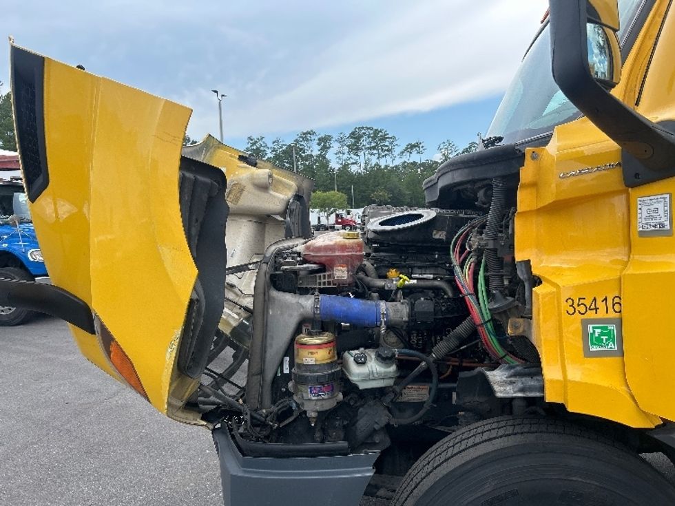 Day Cab Tractor-Heavy Duty Tractors-Freightliner-2020-T11664ST-Pensacola-FL-640,011\n\t\tmiles-$ 26,250 - Image 16