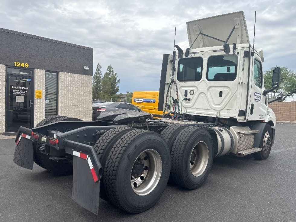 Day Cab Tractor-Heavy Duty Tractors-Freightliner-2020-T11664ST-Phoenix-AZ-348,859\n\t\tmiles-$ 51,250 - Image 7