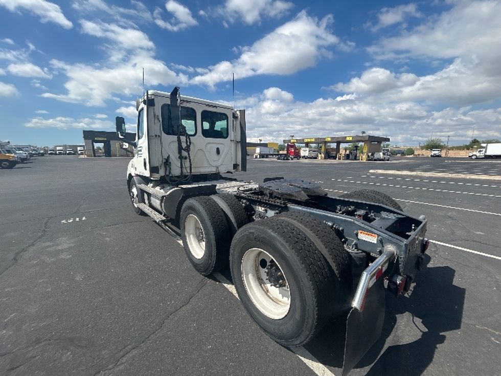 Day Cab Tractor-Heavy Duty Tractors-Freightliner-2020-T11664ST-Phoenix-AZ-377,829\n\t\tmiles-$ 50,000 - Image 5