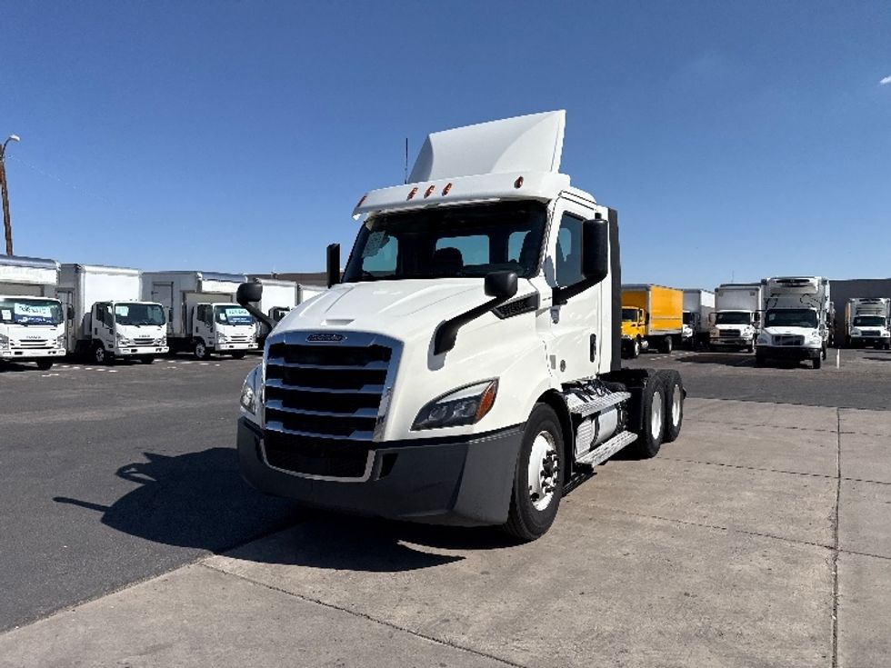 Day Cab Tractor-Heavy Duty Tractors-Freightliner-2020-T11664ST-Phoenix-AZ-470,306\n\t\tmiles-$ 47,250 - Image 3