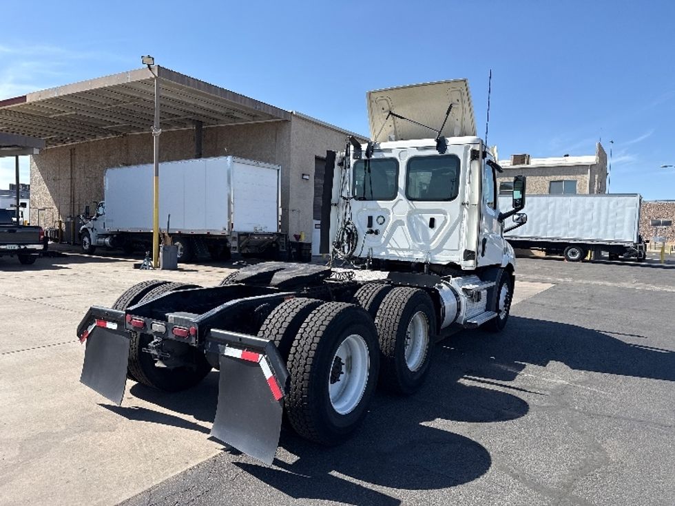 Day Cab Tractor-Heavy Duty Tractors-Freightliner-2020-T11664ST-Phoenix-AZ-470,306\n\t\tmiles-$ 47,250 - Image 7