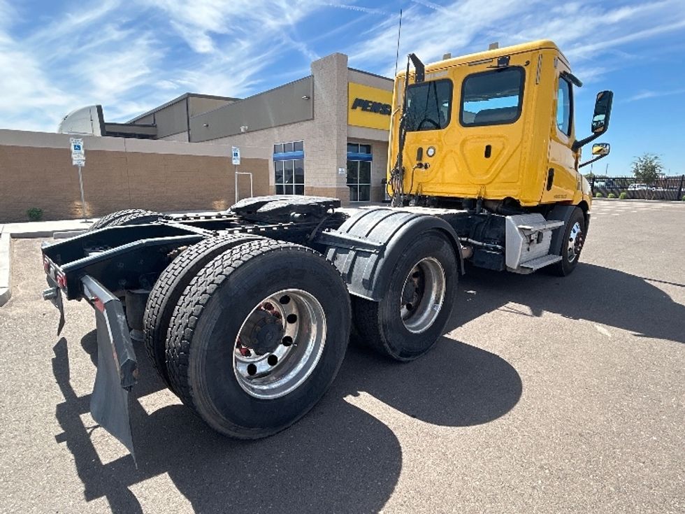 Day Cab Tractor-Heavy Duty Tractors-Freightliner-2020-T11664ST-Phoenix-AZ-511,598\n\t\tmiles-$ 41,750 - Image 7