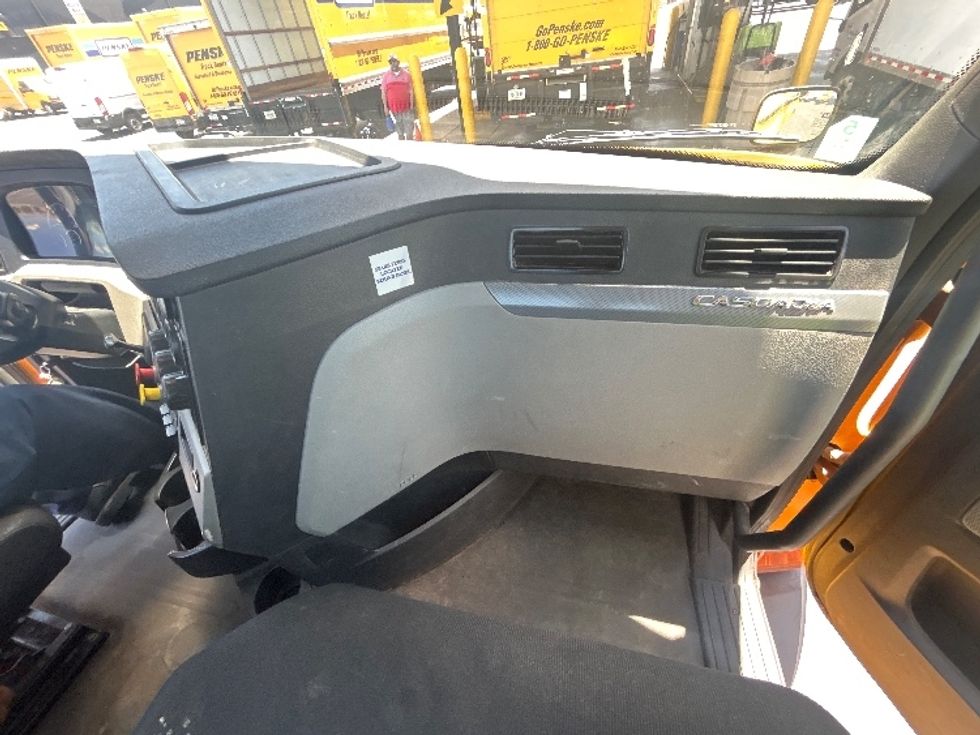 Day Cab Tractor-Heavy Duty Tractors-Freightliner-2020-T11664ST-Phoenix-AZ-595,667\n\t\tmiles-$ 30,000 - Image 13