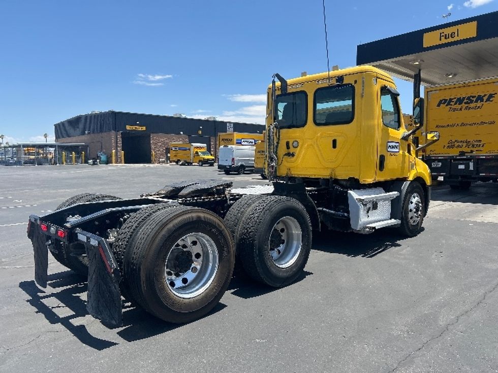 Day Cab Tractor-Heavy Duty Tractors-Freightliner-2020-T11664ST-Phoenix-AZ-595,667\n\t\tmiles-$ 30,000 - Image 7