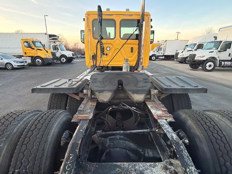 Day Cab Tractor-Heavy Duty Tractors-Freightliner-2020-T11664ST-Piqua-OH-403,000\n\t\tmiles-$ 44,000 - Image 6