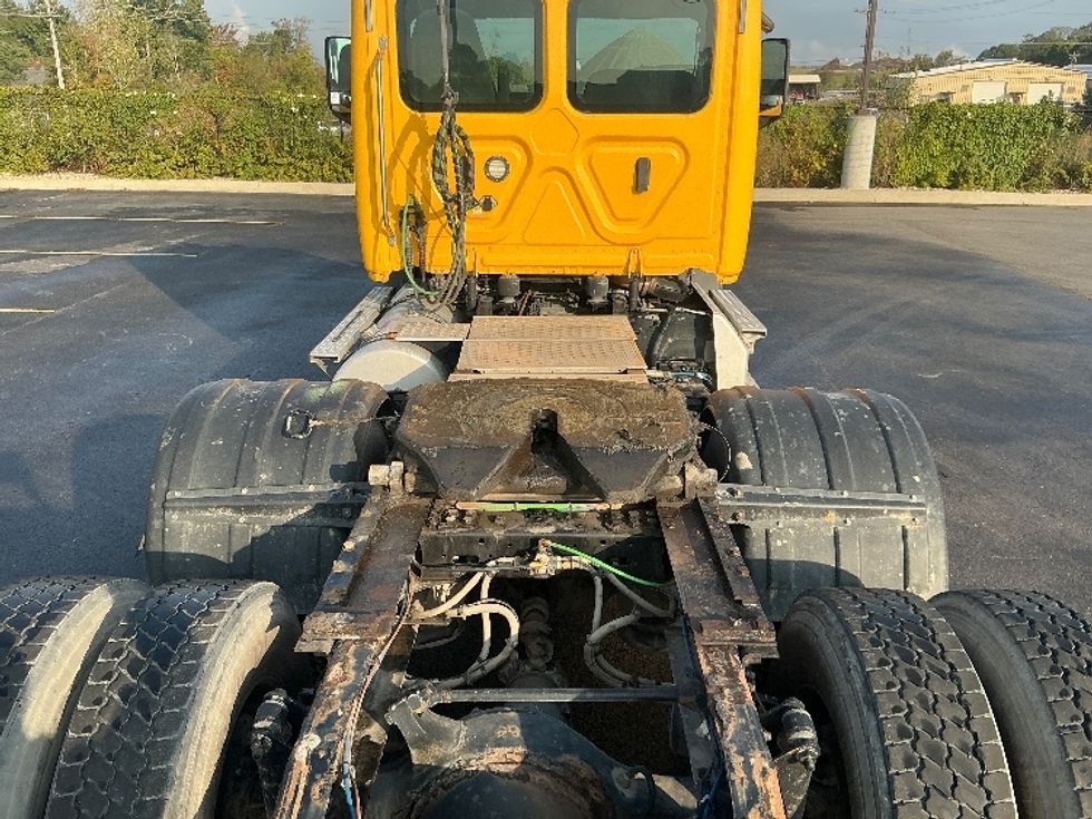 Day Cab Tractor-Heavy Duty Tractors-Freightliner-2020-T11664ST-Piqua-OH-439,390\n\t\tmiles-$ 42,750 - Image 6
