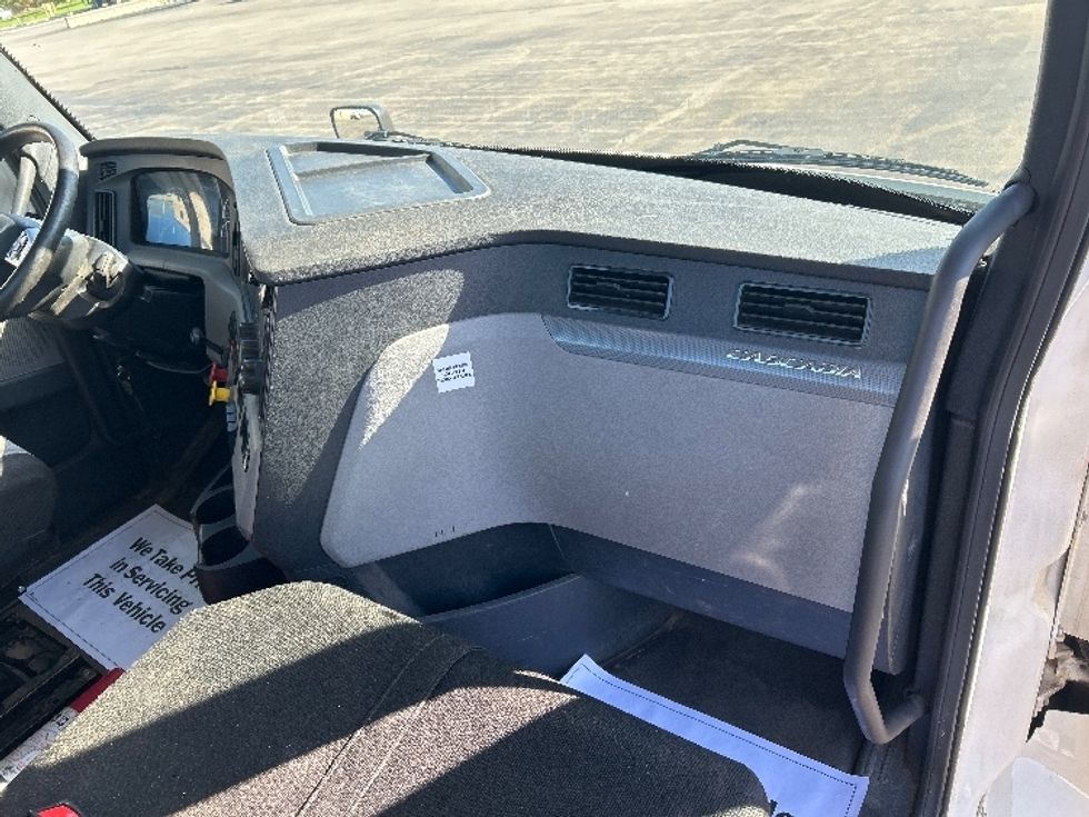 Day Cab Tractor-Heavy Duty Tractors-Freightliner-2020-T11664ST-Rothschild-WI-235,399\n\t\tmiles-$ 53,250 - Image 13