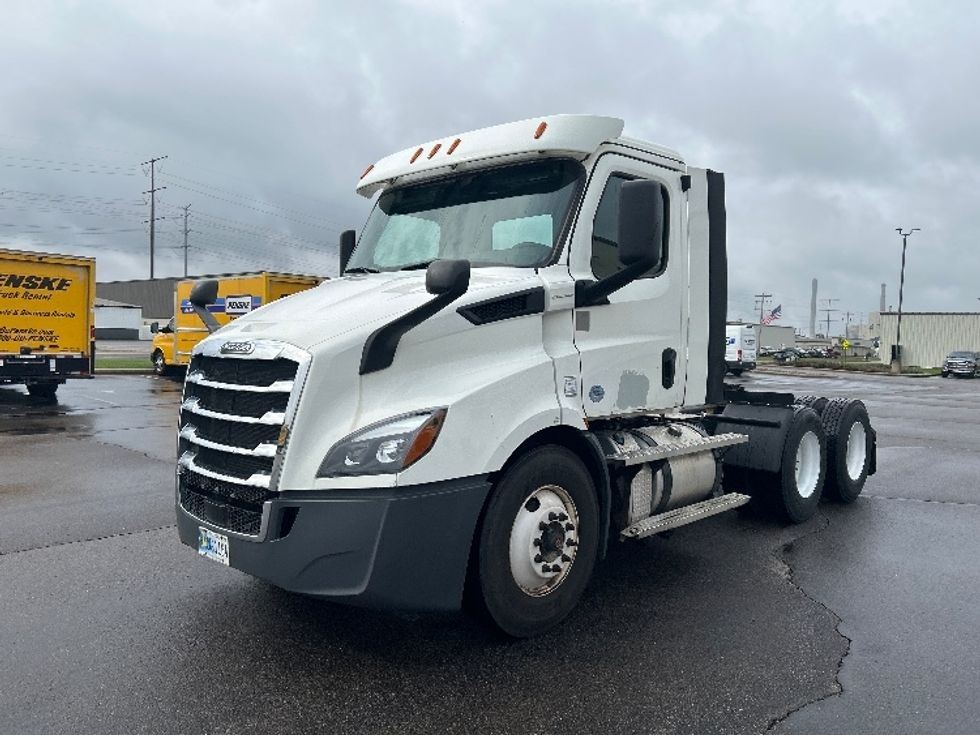 Day Cab Tractor-Heavy Duty Tractors-Freightliner-2020-T11664ST-Rothschild-WI-235,399\n\t\tmiles-$ 53,250 - Image 3